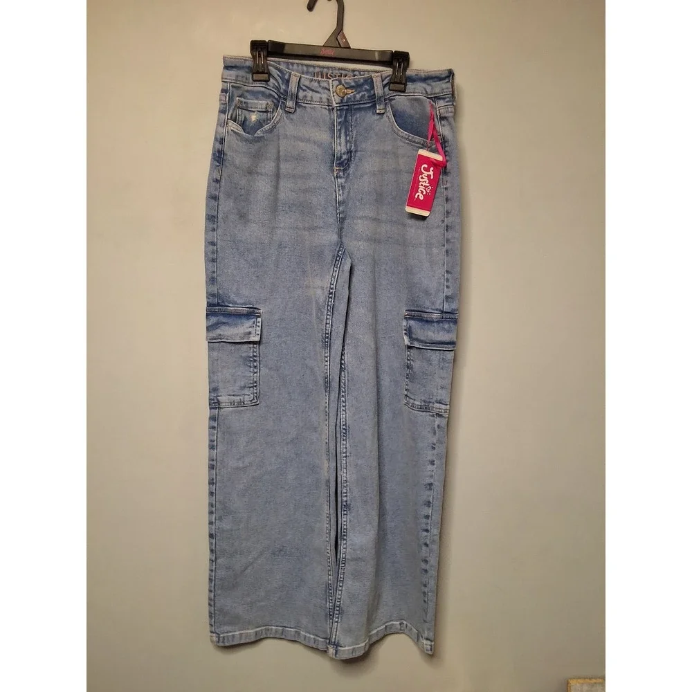 Justice Bromo Cargo jeans. NWT